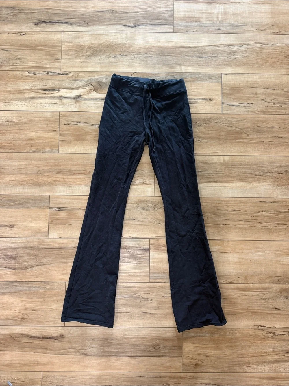 Women’s Alo Black Drawstring Mid high Waist boot flare pants